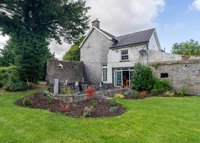 Willsgrove House *